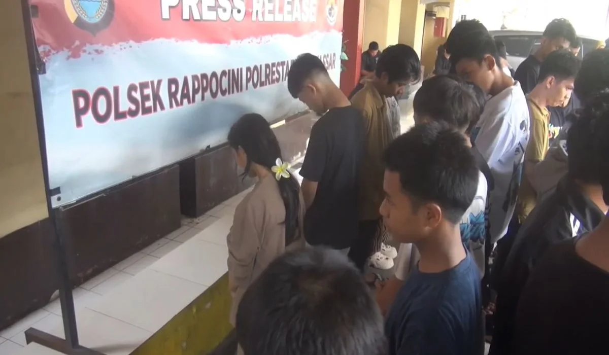 Aksi-Brutal-Remaja-Menyerang-Masjid-dan-Permukiman-Warga-di-Makassar!