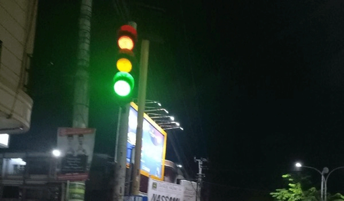 Munafri Geram, Perusakan Lampu Lalu Lintas Di Makassar Diduga Profesional