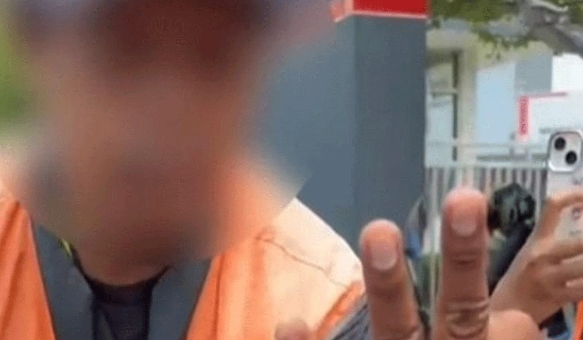 Jukir-Makassar-Ngaku-Raup-Rp-300-Ribu-Sehari,-Setor-Rp-35-Ribu-ke-Pemkot (1)