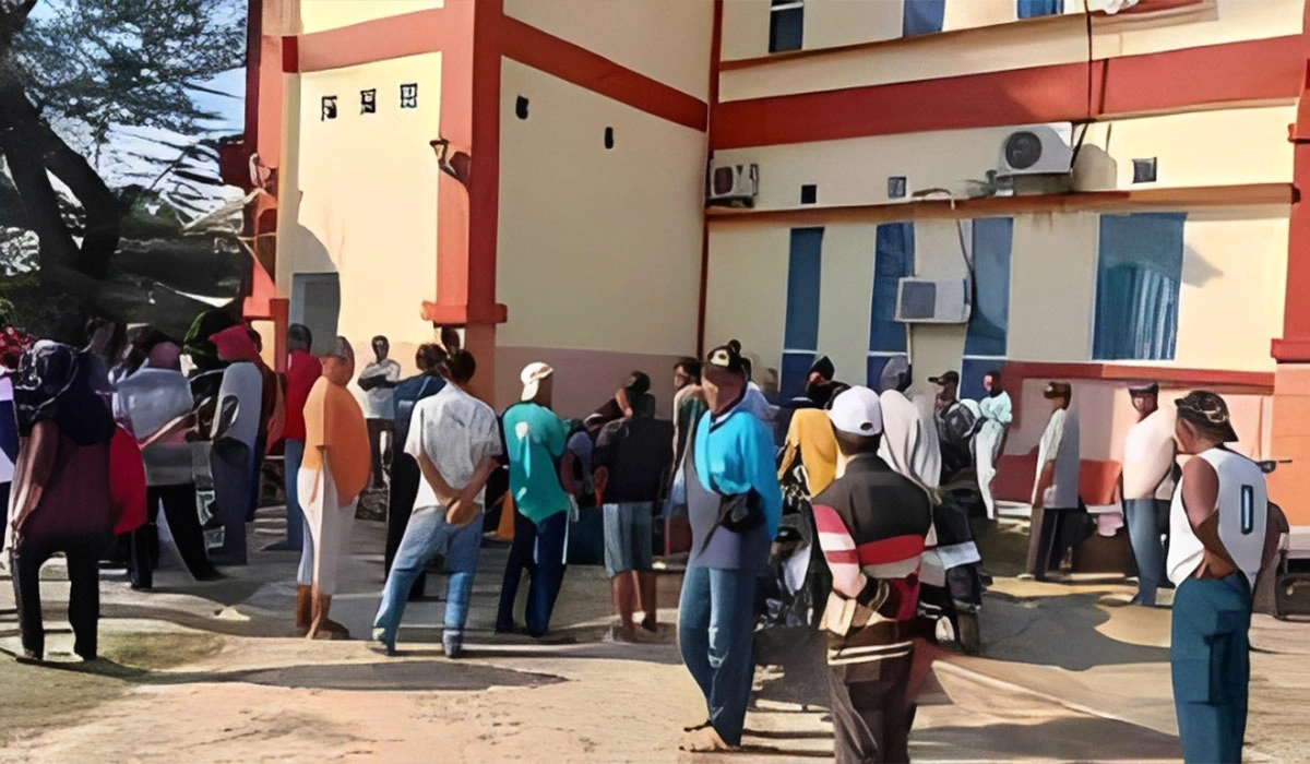 Protes di Depan Kantor BPKAD