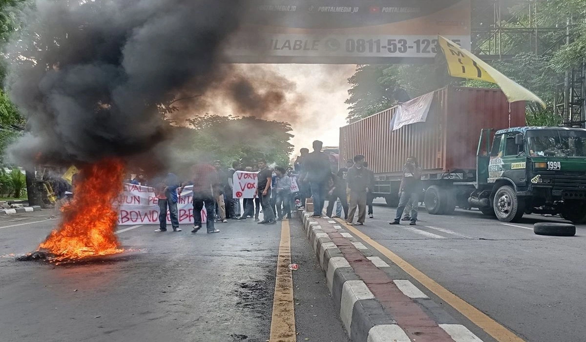 Setahun Memimpin, Prabowo-Gibran Dikecam Mahasiswa Makassar