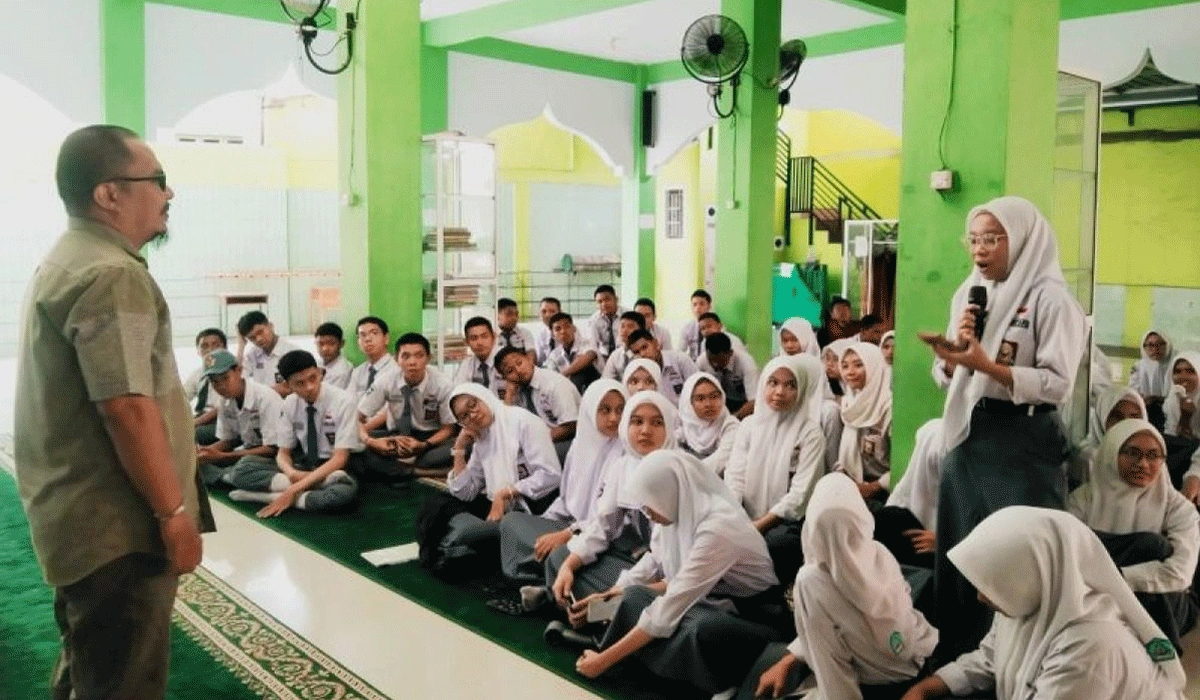 Sinergi-KPU-Dengan-Sekolah-dan-Masyarakat