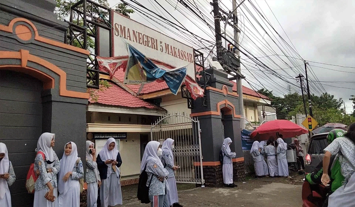 Kolaborasi SMAN 5 Makassar Dan Dinas Kesehatan Awasi Penyediaan Makanan Bergizi Gratis