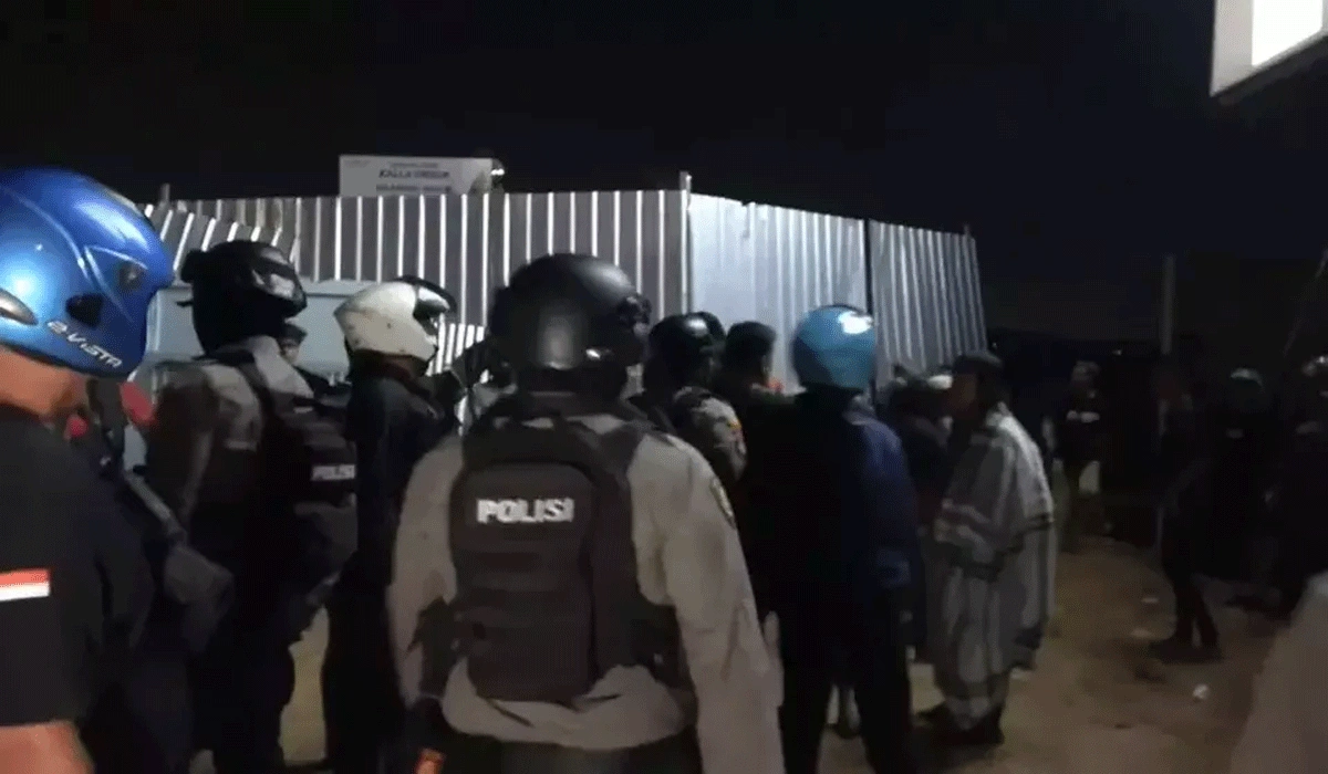 Bentrok Massa Rebutan Lahan Di Makassar, Tiga Orang Terluka Parah