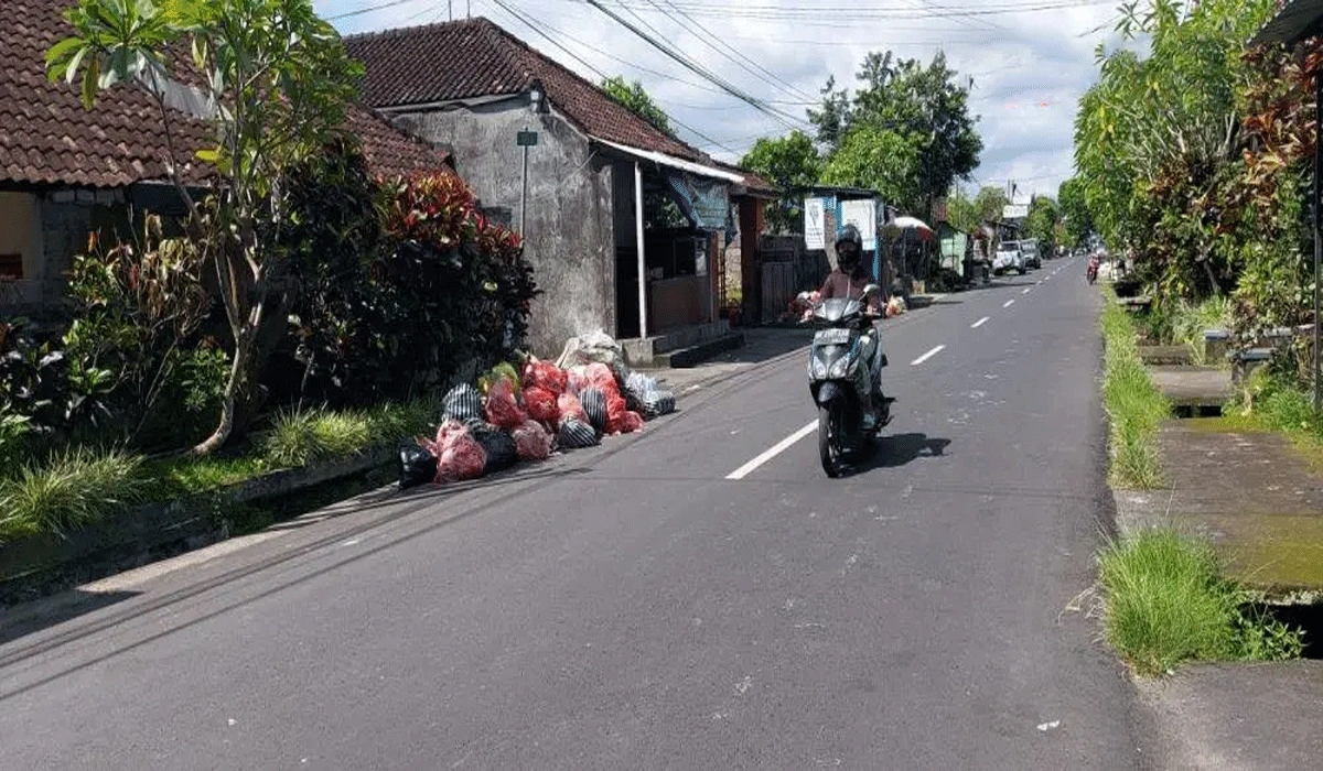 Krisis Sampah Makassar, Dewan Minta Armada Tambahan Dan Evaluasi Kebersihan