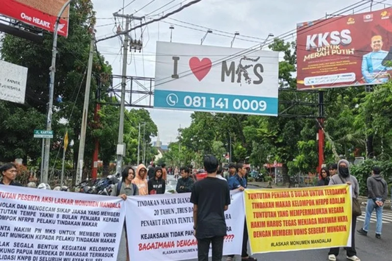 Warga Papua dan Mahasiswa Makassar, Gelar Aksi Menjelang Sidang