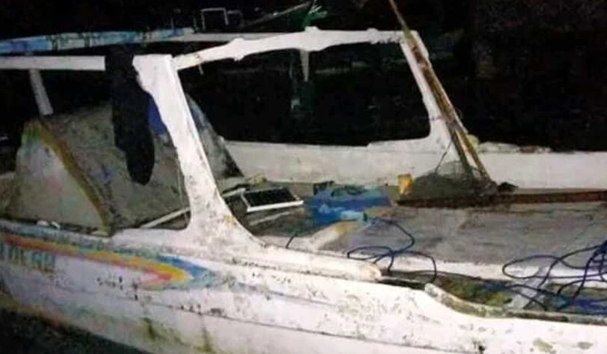 Nelayan-Tewas-Tersambar-Petir-di-Perairan-Pulau-Kodingareng,-Makassar