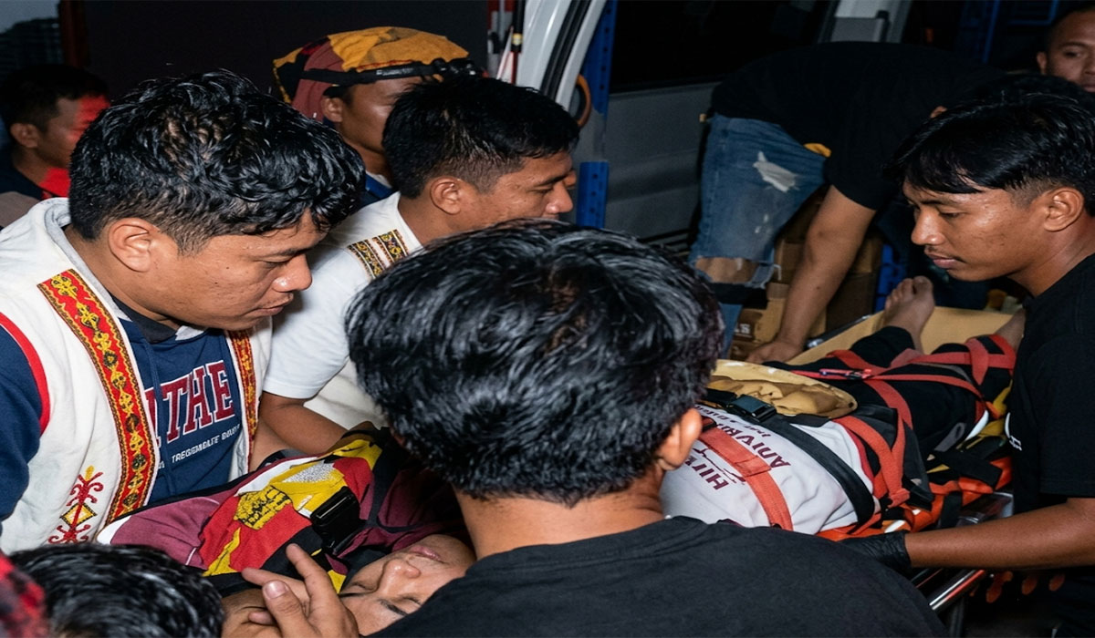 Tragedi di Makassar! Pemuda Tersetrum Saat Bantu Padamkan Api